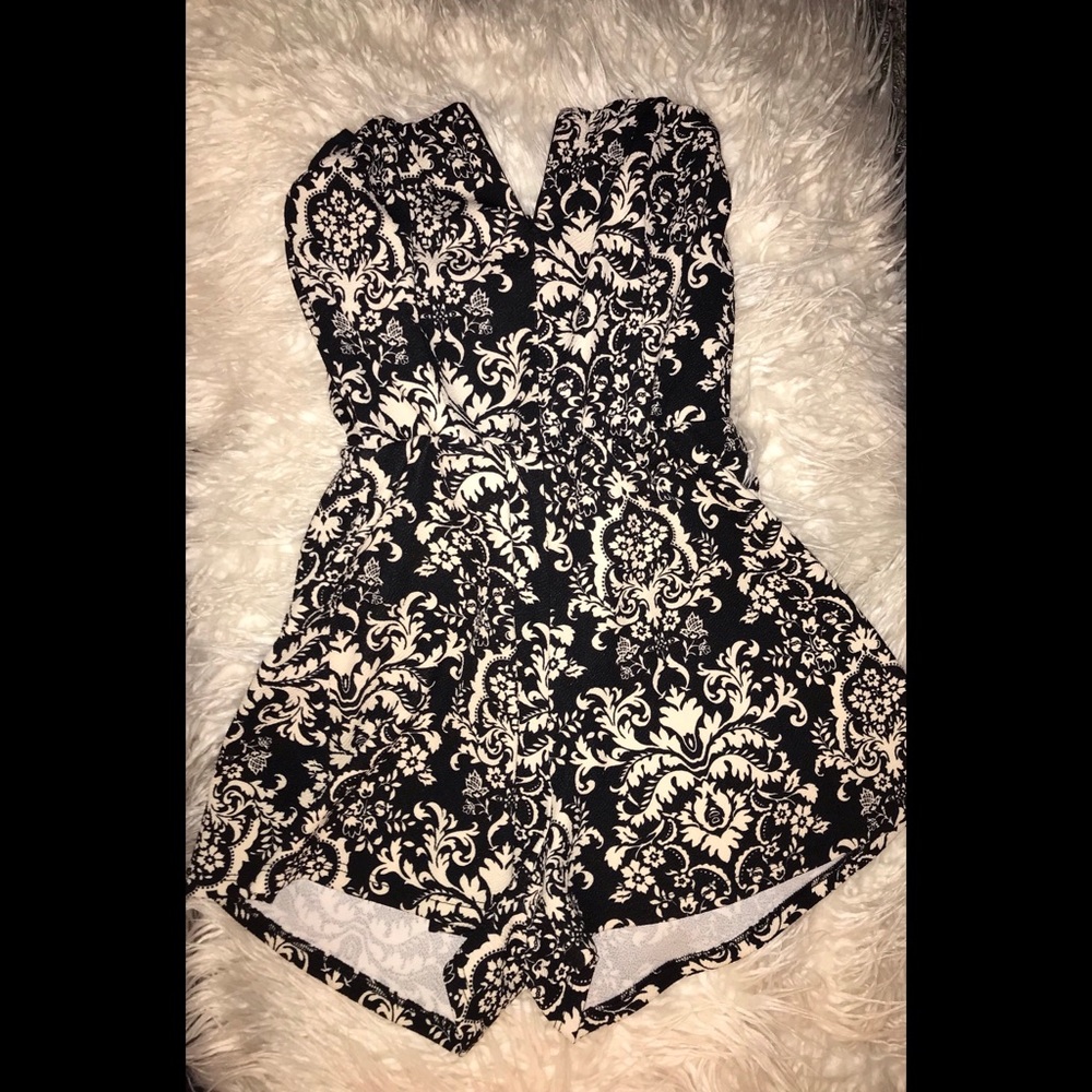 Cute strapless jumper